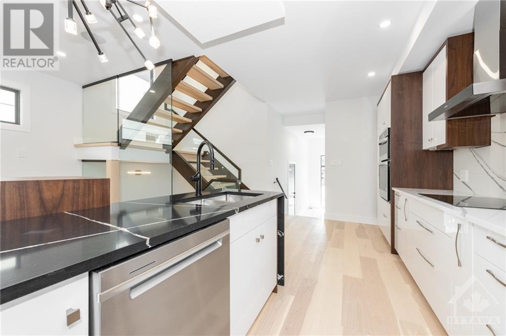 375 MADISON AVENUE UNIT#B, #B