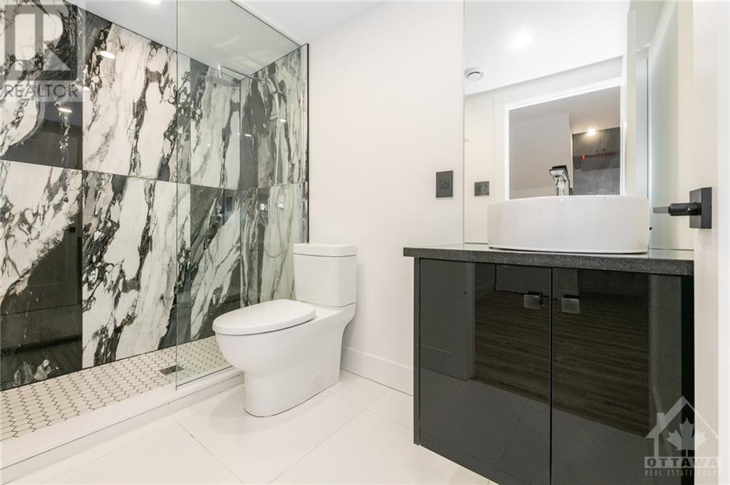 375 MADISON AVENUE UNIT#B, #B