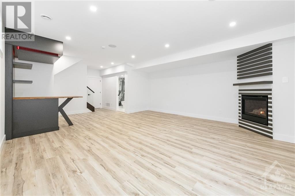 375 MADISON AVENUE UNIT#B, #B