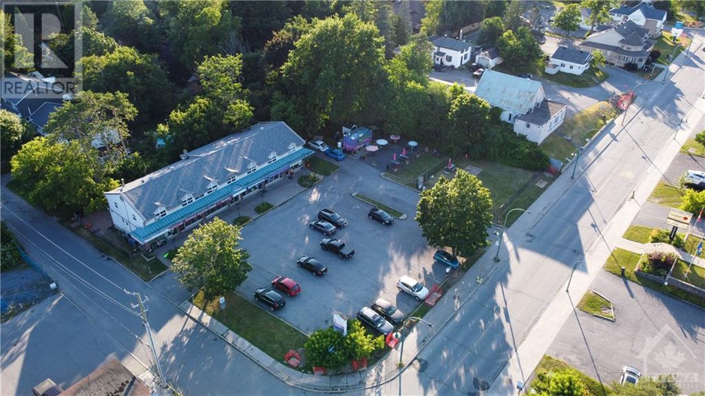 1480-1488 STITTSVILLE MAIN STREET