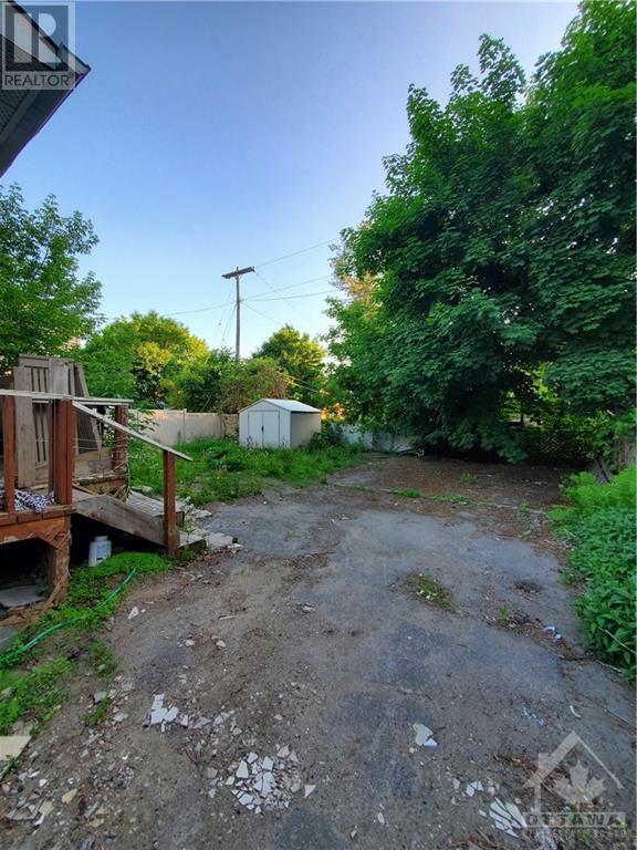 958 FISHER AVENUE