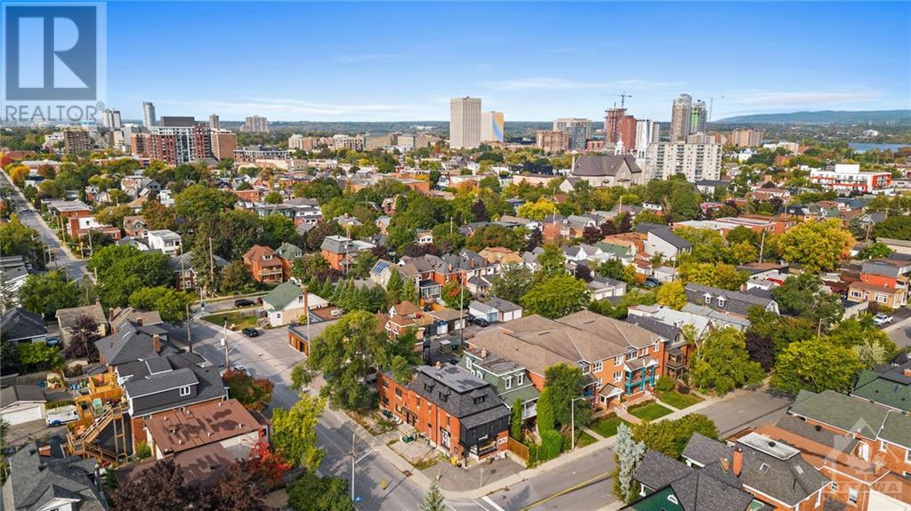 124 SPADINA AVENUE