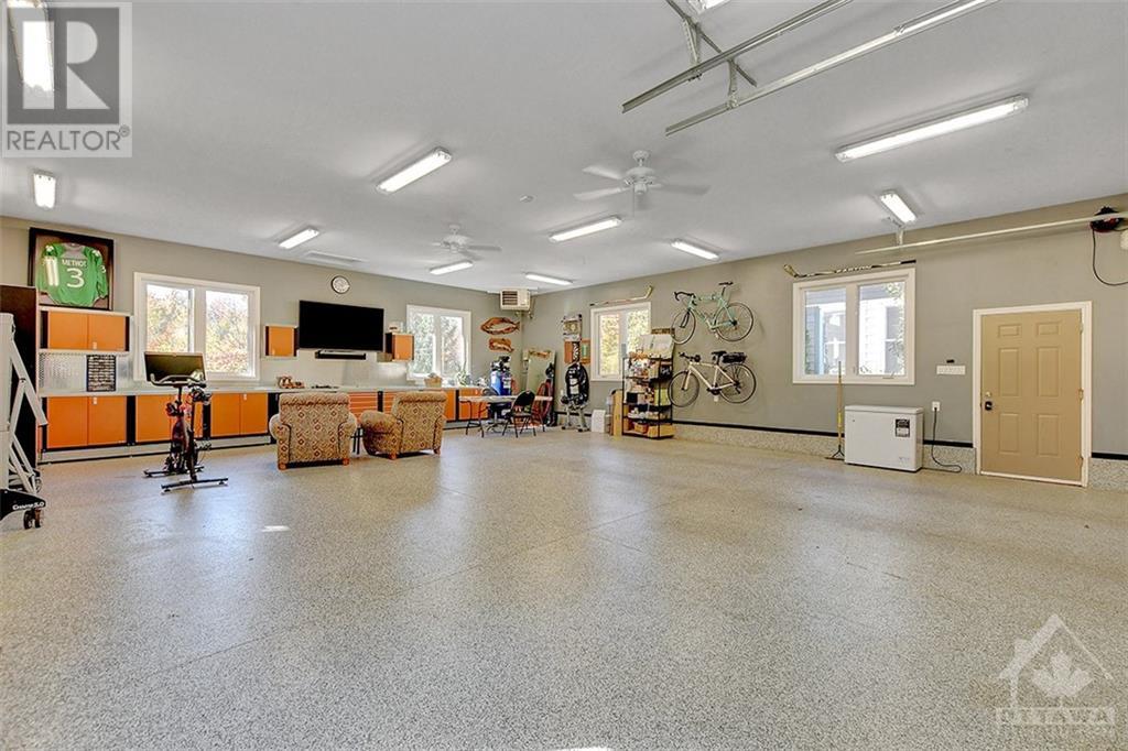 375 RIDGESIDE FARM DRIVE