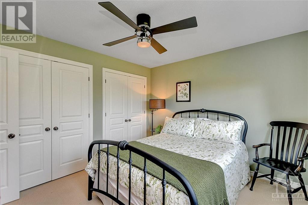 375 RIDGESIDE FARM DRIVE