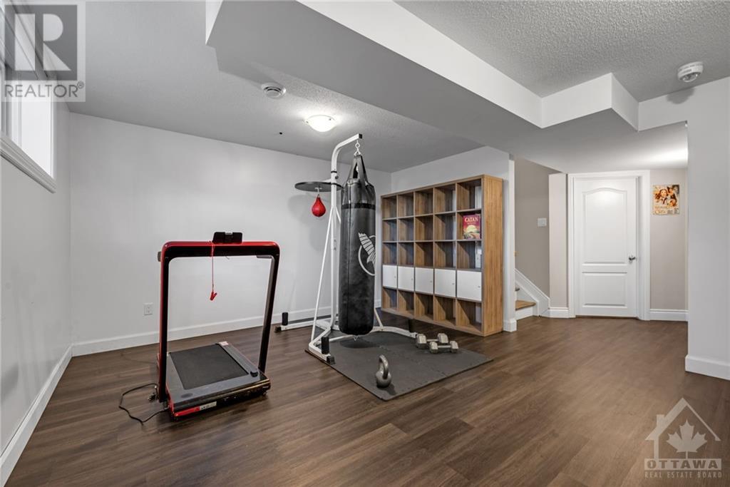 2362 MARBLE CRESCENT