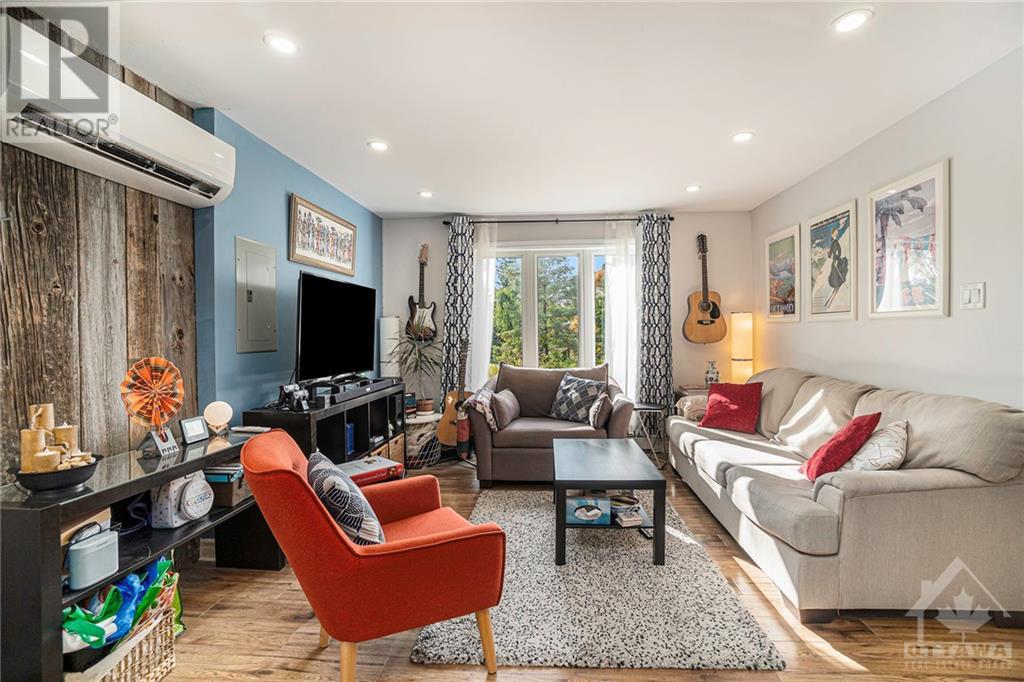 30 FRINGEWOOD DRIVE