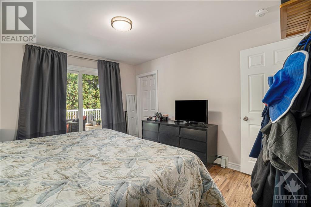 30 FRINGEWOOD DRIVE
