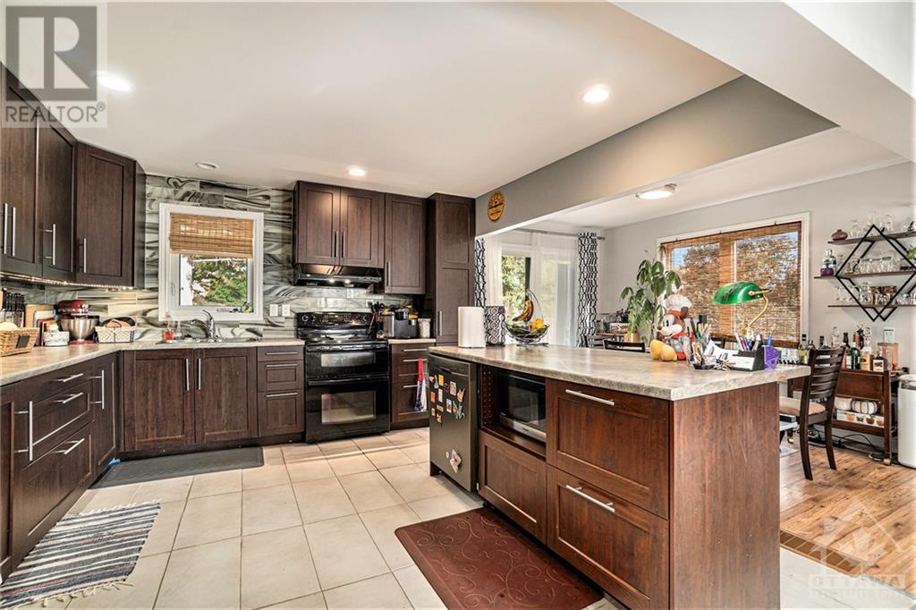 30 FRINGEWOOD DRIVE
