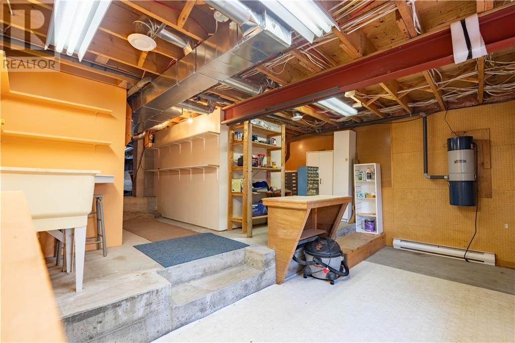 389 OLD RIVER ROAD