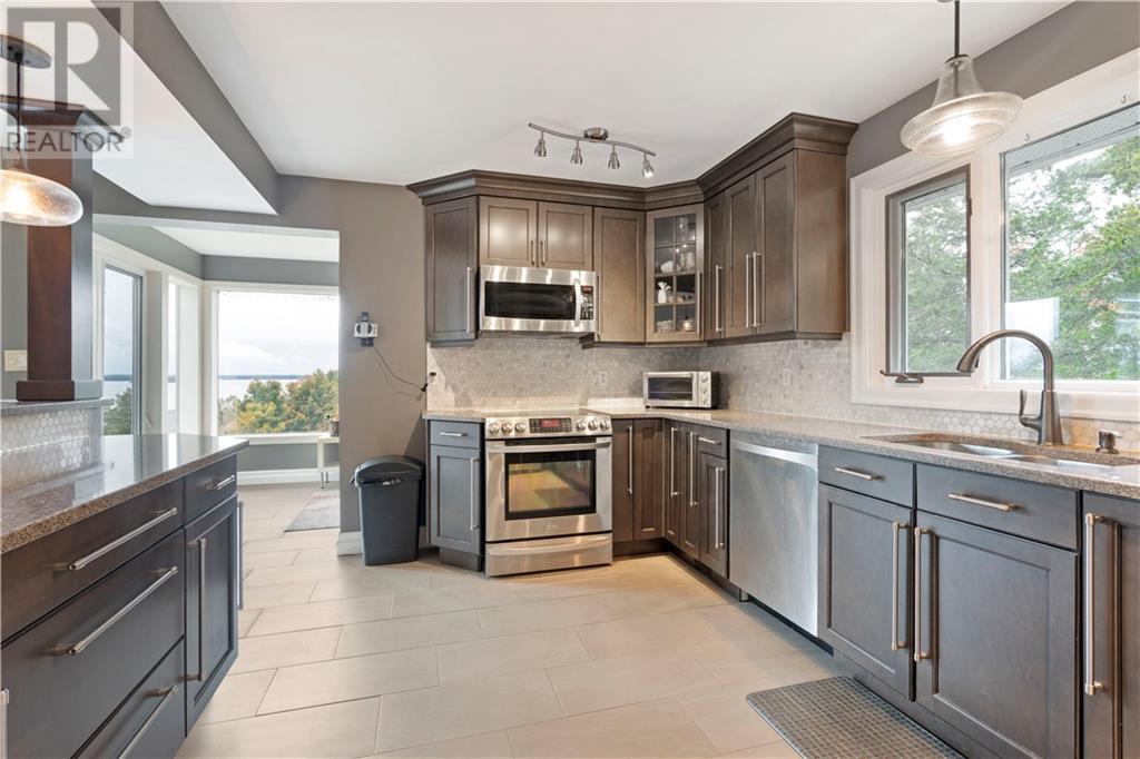 389 OLD RIVER ROAD