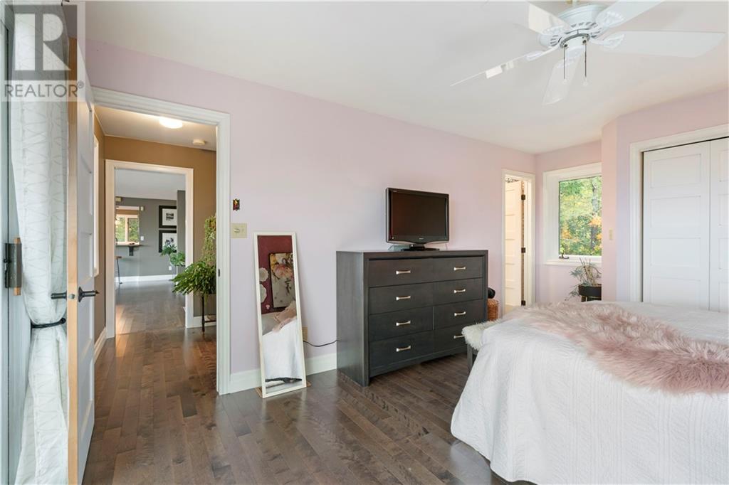 389 OLD RIVER ROAD