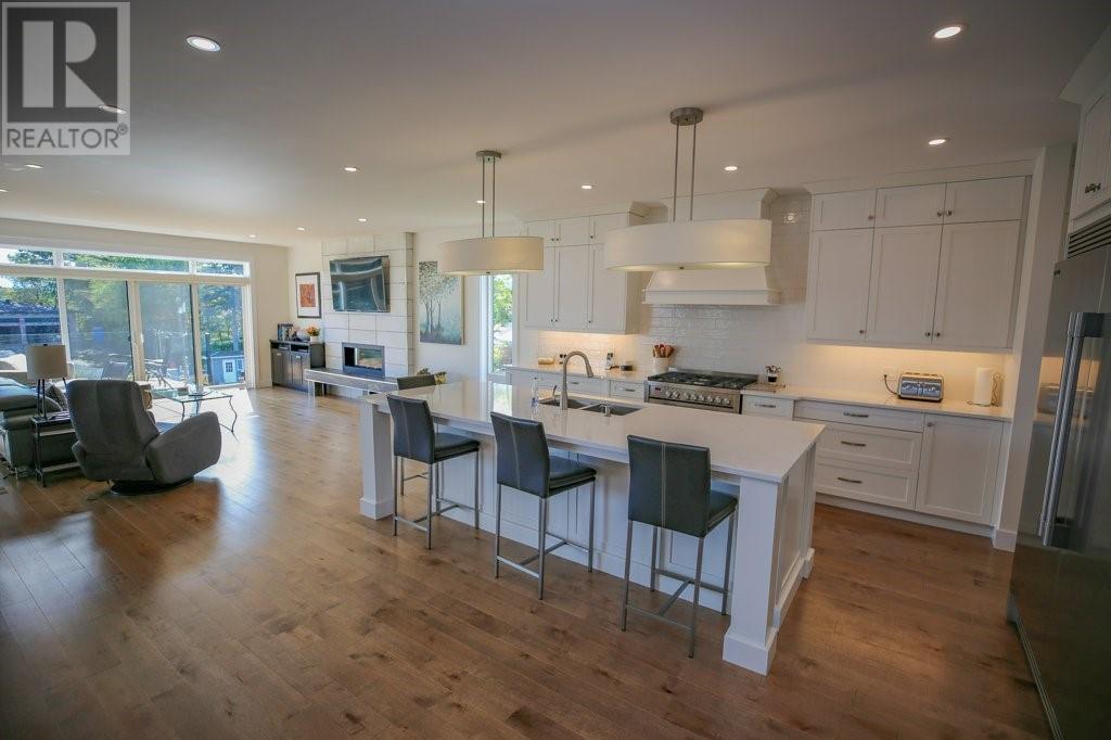 123 CHIPMAN ROAD