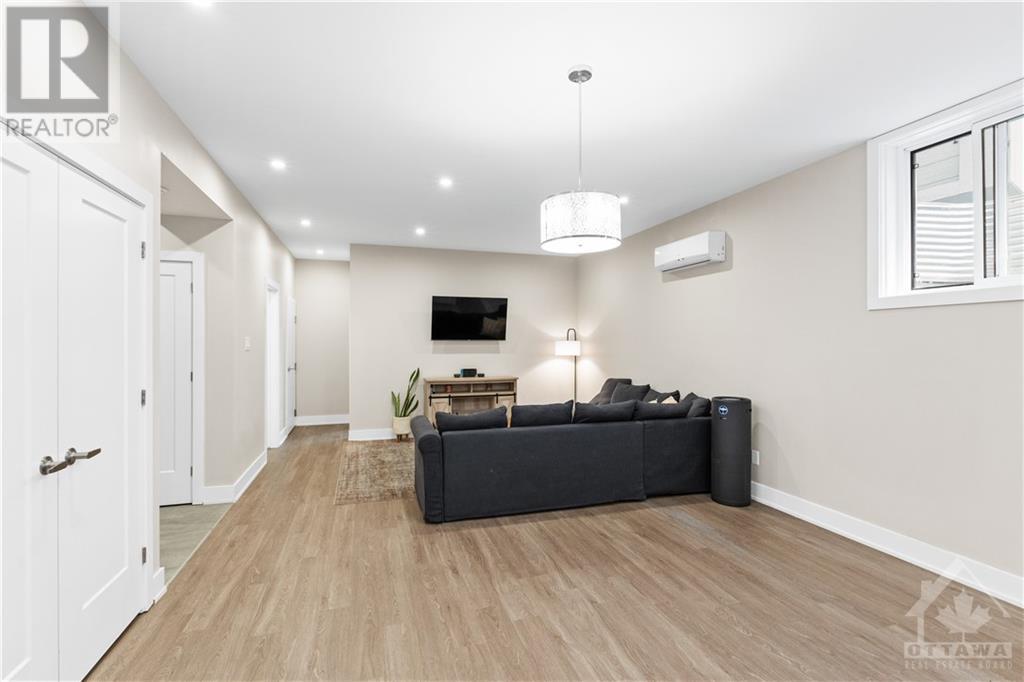 423 RAVENHILL AVENUE UNIT#D, #D