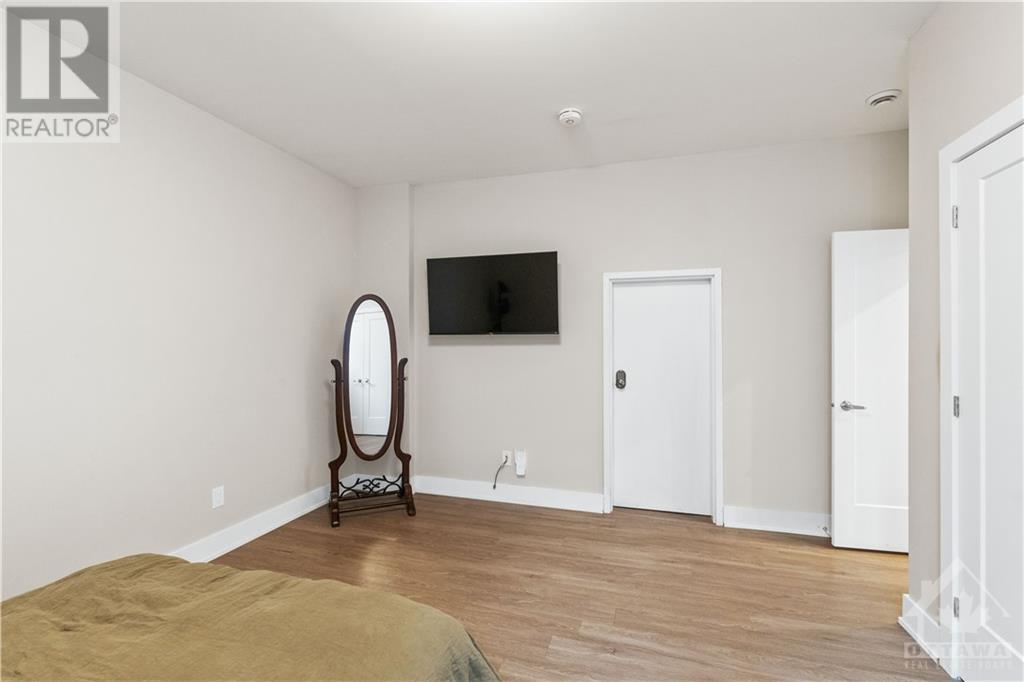 423 RAVENHILL AVENUE UNIT#D, #D
