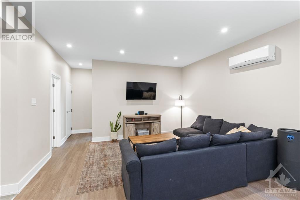 423 RAVENHILL AVENUE UNIT#D, #D