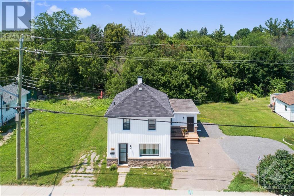 119 DANIEL STREET S