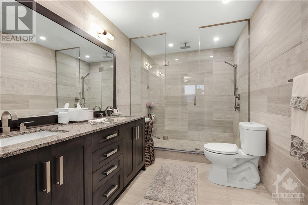 1035 BANK STREET UNIT#1702, #1702