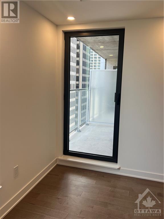 340 QUEEN STREET UNIT#804, #804