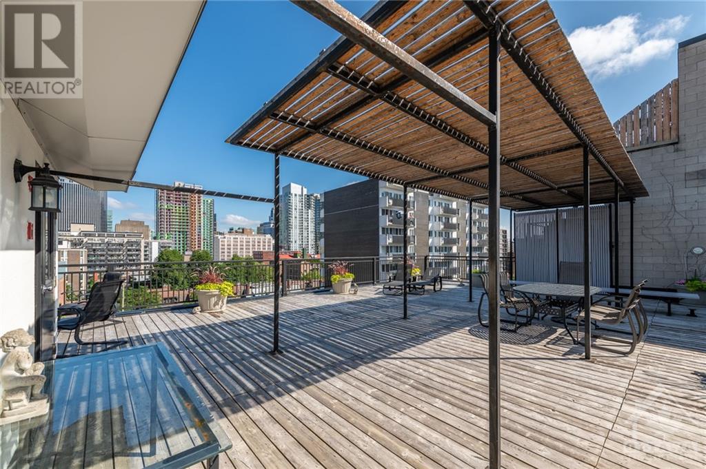 287 MACLAREN STREET UNIT#402, #402