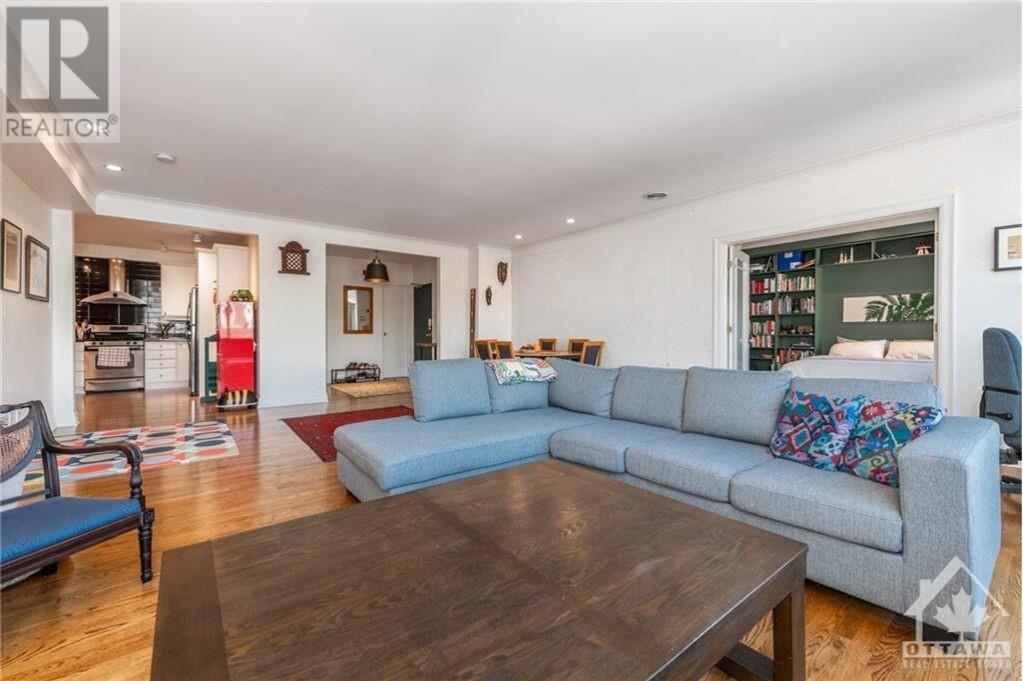 287 MACLAREN STREET UNIT#402, #402