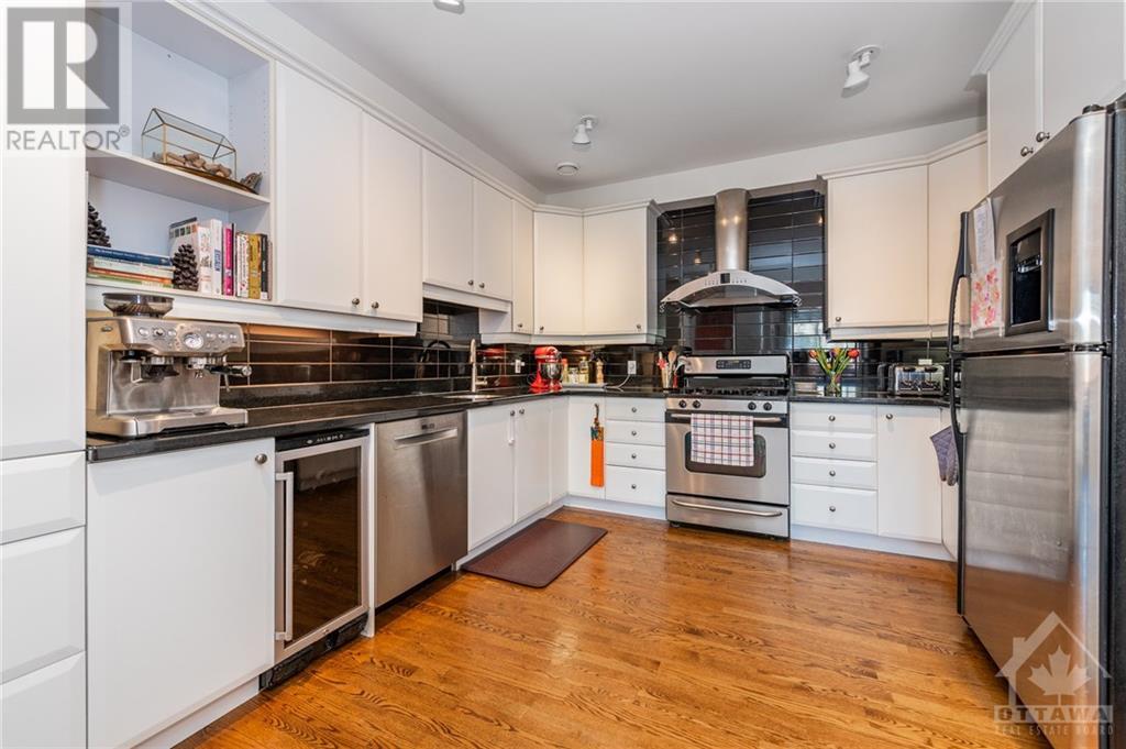 287 MACLAREN STREET UNIT#402, #402