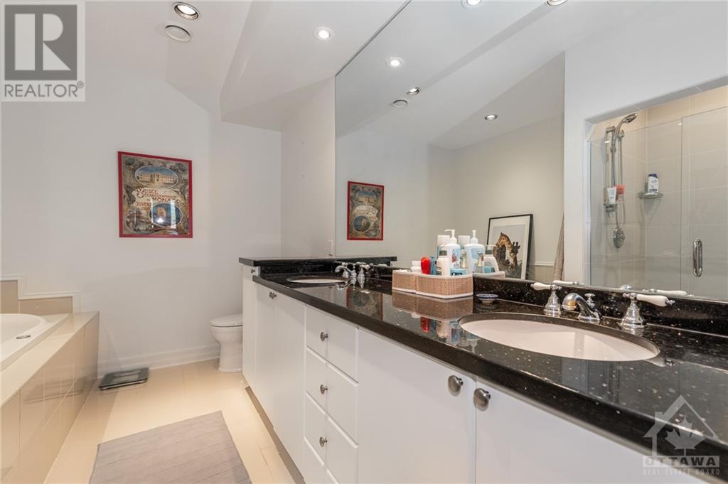 287 MACLAREN STREET UNIT#402, #402