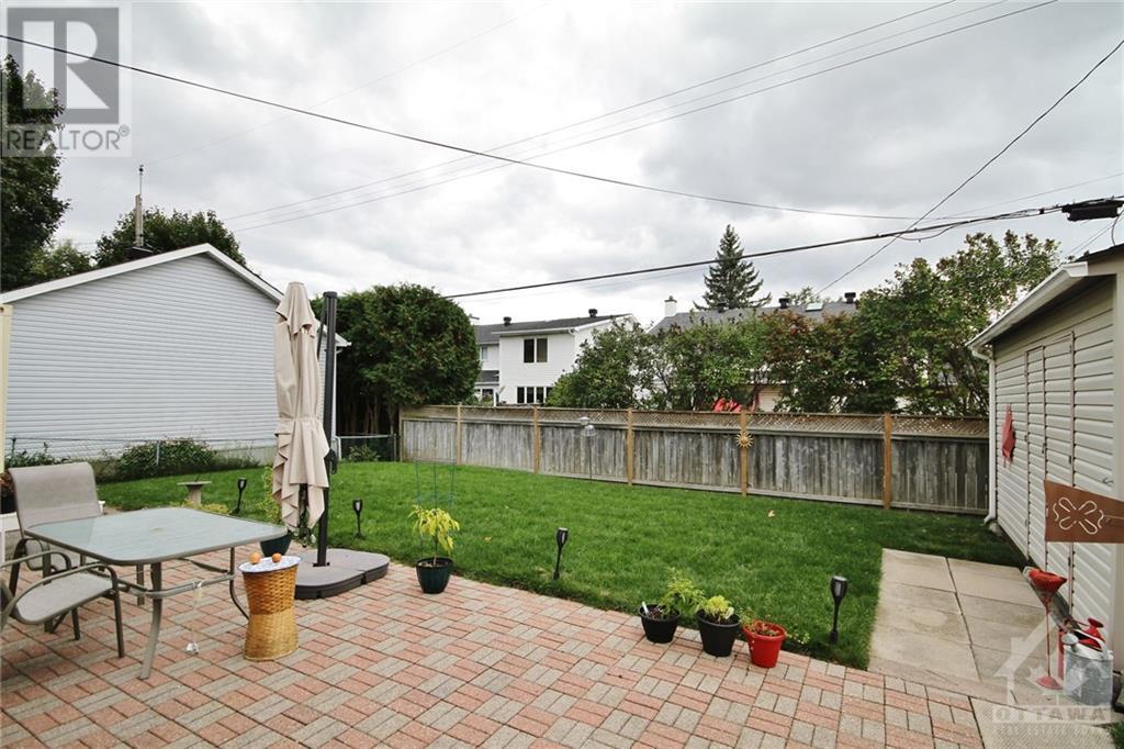1272 WOODSIDE DRIVE