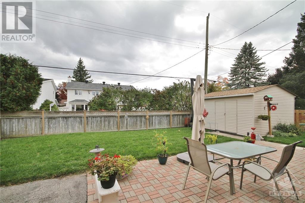 1272 WOODSIDE DRIVE