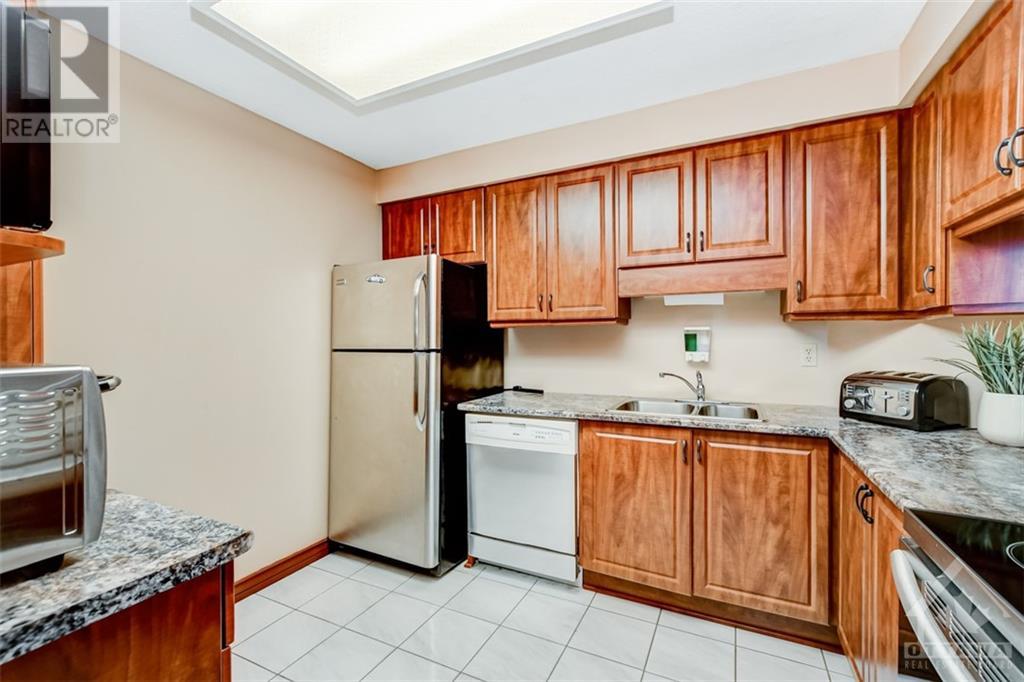 470 LAURIER AVENUE UNIT#1205, #1205