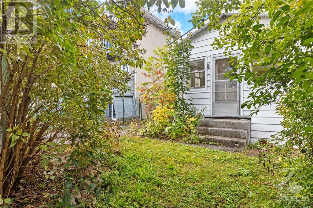 13 PINEHURST AVENUE