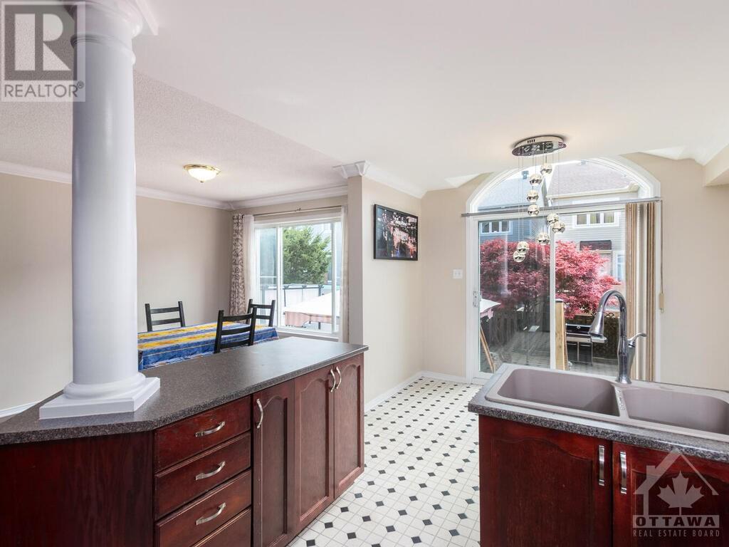 71 FLOWERTREE CRESCENT