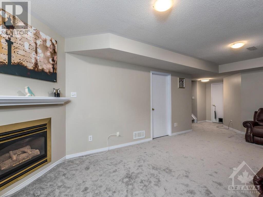 71 FLOWERTREE CRESCENT