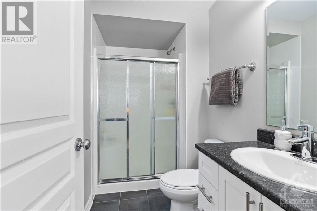 21 TADLEY PRIVATE UNIT#B, #B