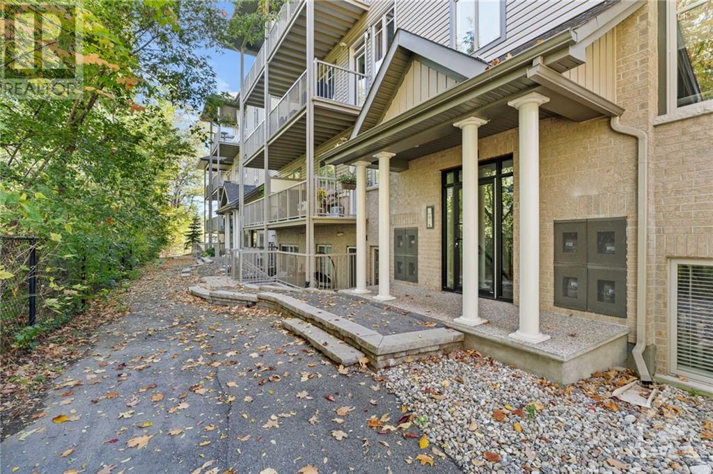 21 TADLEY PRIVATE UNIT#B, #B