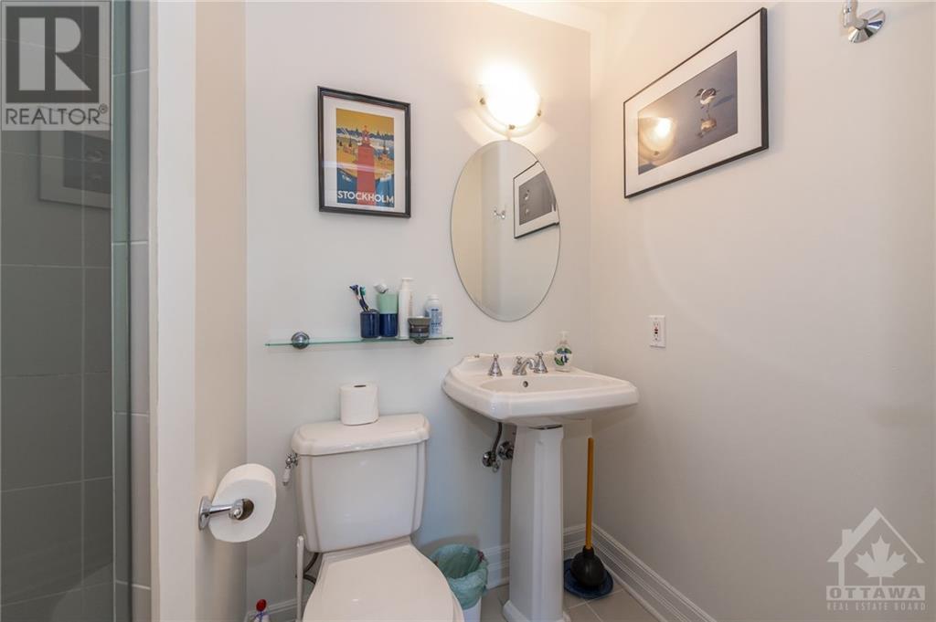 287 MACLAREN STREET UNIT#402, #402