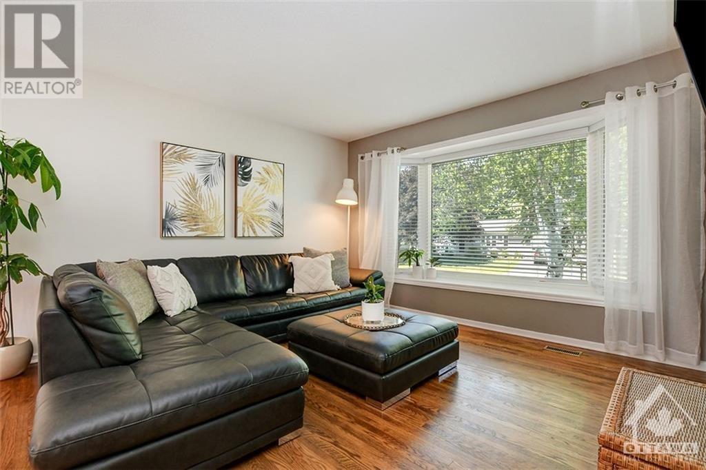 59 ASSINIBOINE DRIVE