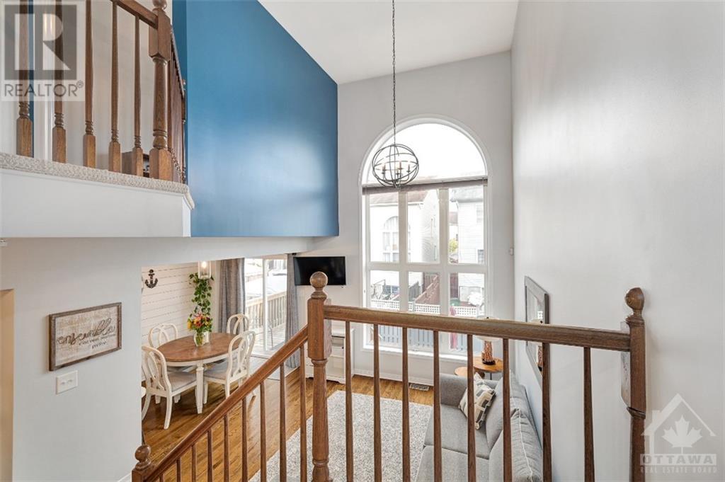 369 ROLLING MEADOW CRESCENT