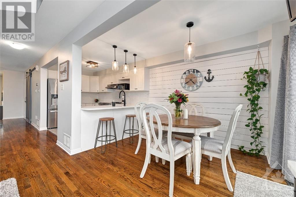 369 ROLLING MEADOW CRESCENT