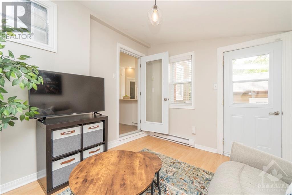 17 WESTMOUNT AVENUE