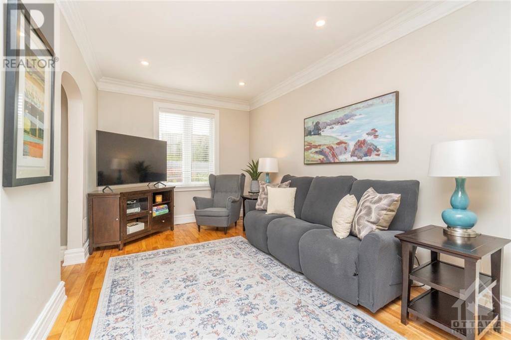 17 WESTMOUNT AVENUE