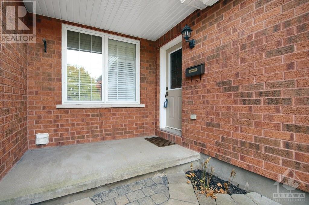 1002 ROCKY HARBOUR CRESCENT