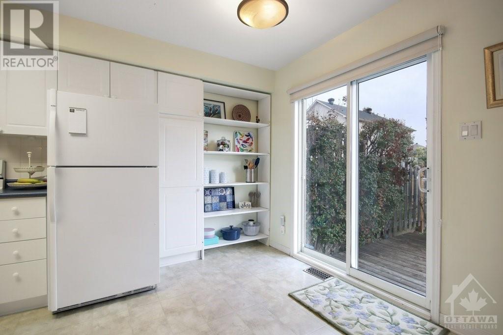 1002 ROCKY HARBOUR CRESCENT