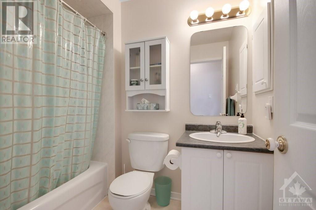 1002 ROCKY HARBOUR CRESCENT