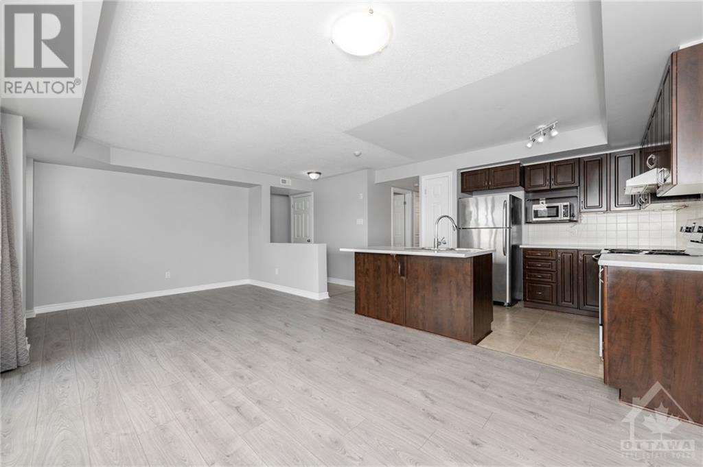 321 CRESTHAVEN DRIVE UNIT#1, #1