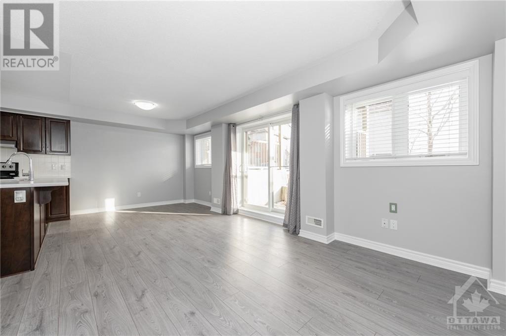 321 CRESTHAVEN DRIVE UNIT#1, #1