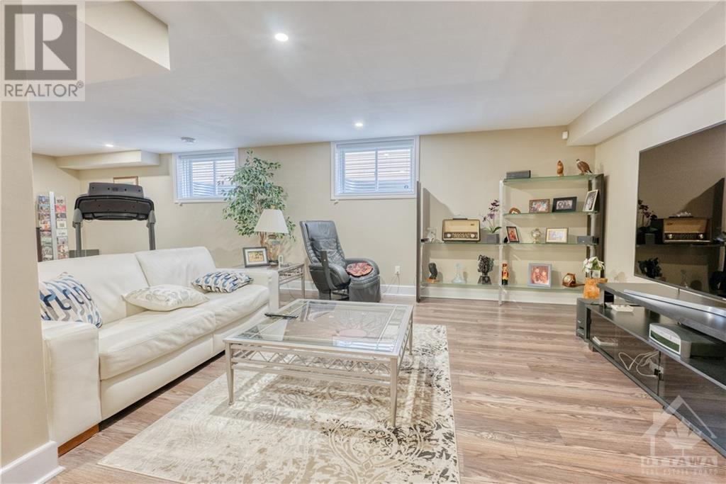 23 WYCLIFFE WAY