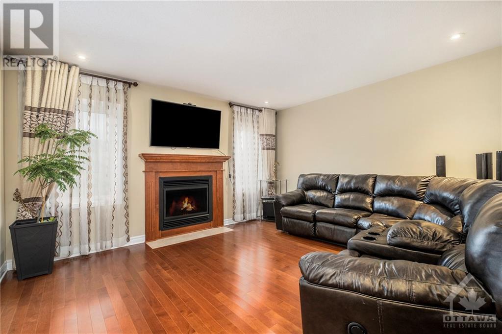 2477 ESPRIT DRIVE