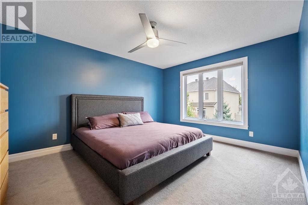 333 LANGRELL CRESCENT