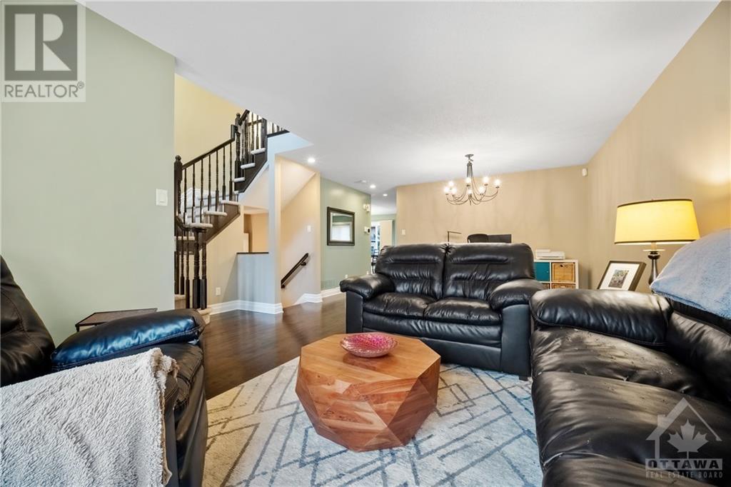 333 LANGRELL CRESCENT