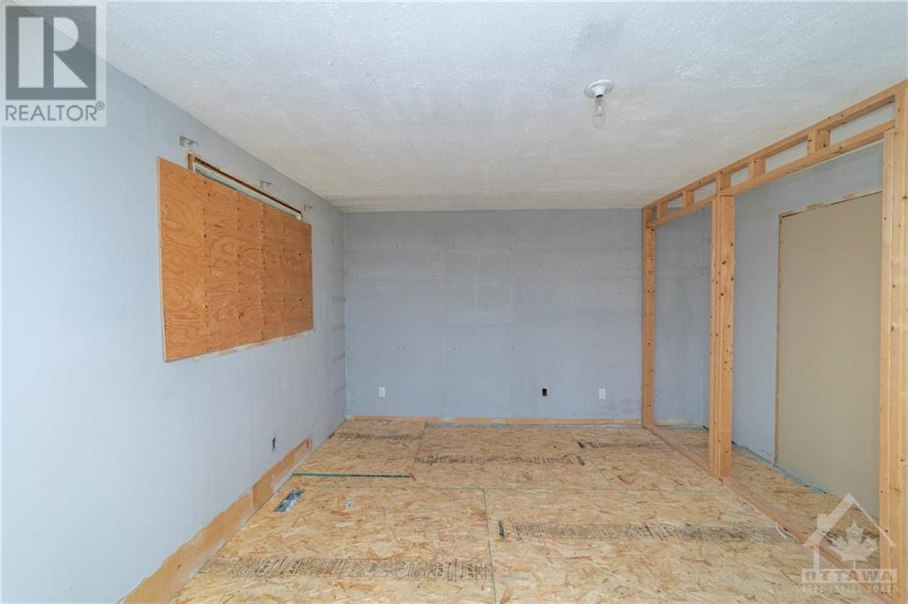 1541 BELLA VISTA DRIVE